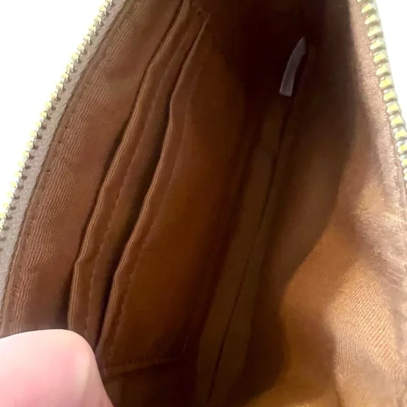Coach Corner Zip Wristlet Signature Canvas Khaki Chalk NWT - Picture 5 of 10